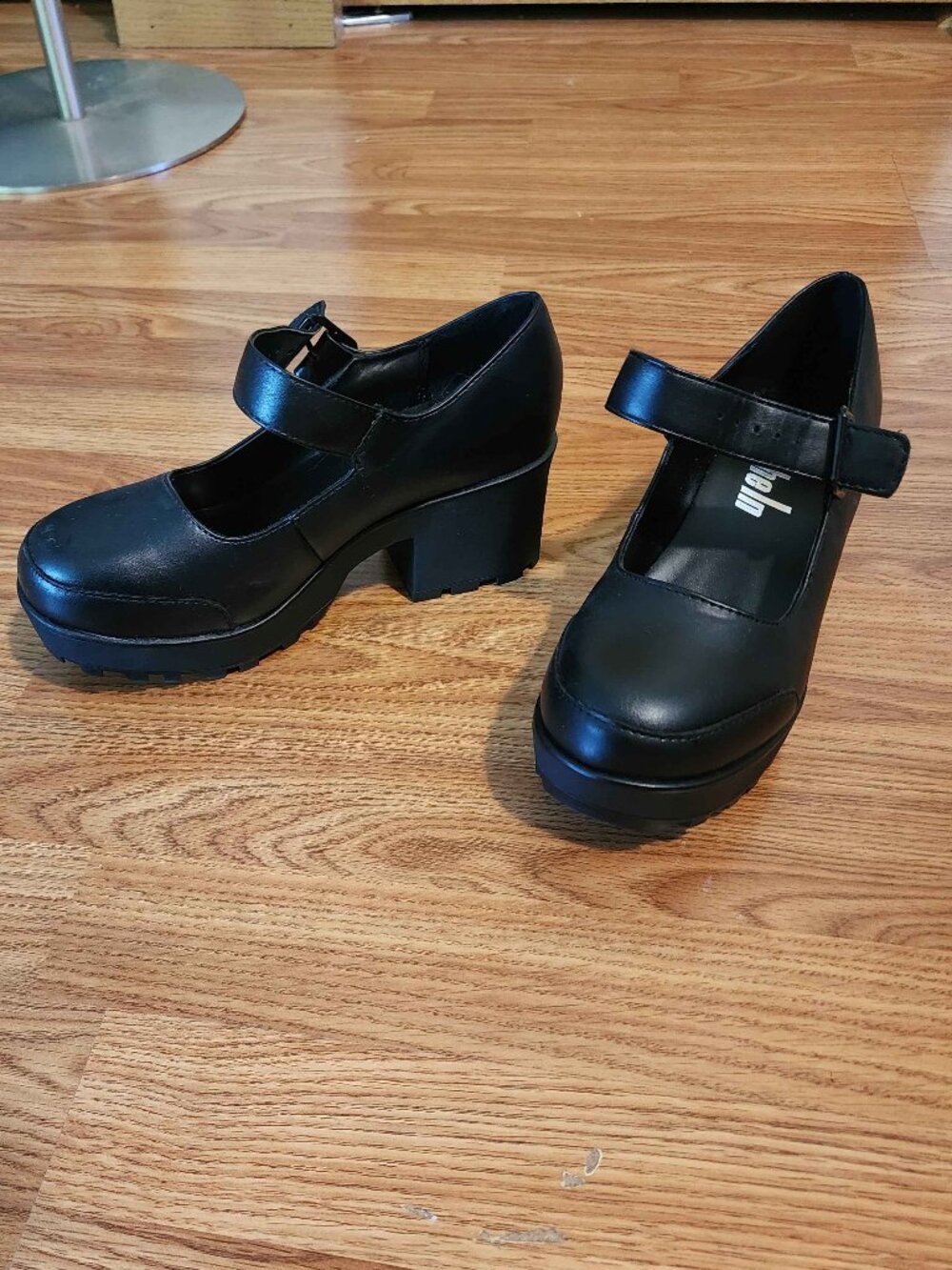 Chunky Heel Mary Jane Platform Shoes in Color Black